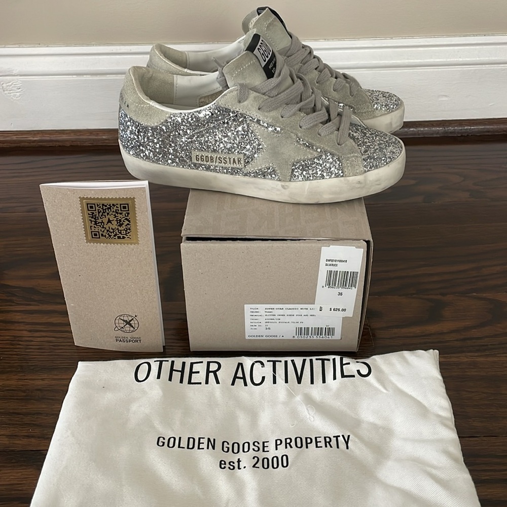 Super-Star  Classic Golden Goose Sneakers Sz 35